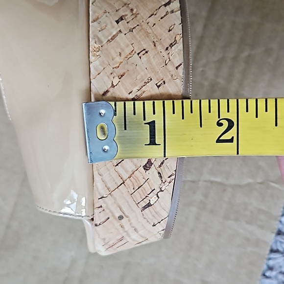 Stuart Weitzman beige patent leather cork wedge heel slingback shoes-7 - Picture 12 of 12